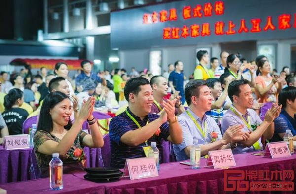 2018年第二屆新會區(qū)“盛世周木匠”（冠名）古典家具工匠文化節(jié)隆重舉行