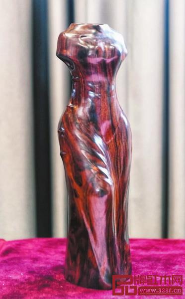 精美的紅木創(chuàng)意旅游商品 精美的紅木創(chuàng)意旅游商品