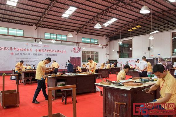 2018年中國技能大賽——全國家具制作職業(yè)技能競賽番禺賽區(qū)現(xiàn)場 2018年中國技能大賽——全國家具制作職業(yè)技能競賽番禺賽區(qū)現(xiàn)場