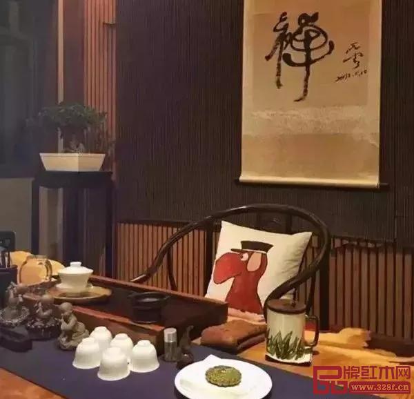 太極禪苑里有不少紅木家具 太極禪苑里有不少紅木家具