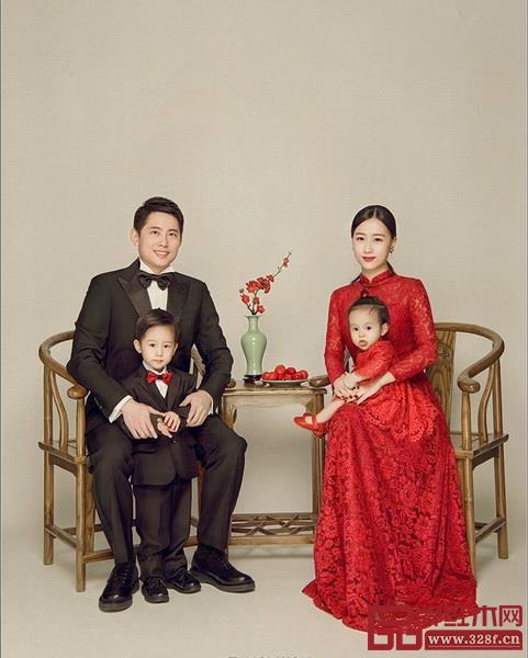 現(xiàn)代與中式風(fēng)格搭配更具韻味(圖片來源:TANG VISION) 現(xiàn)代與中式風(fēng)格搭配更具韻味(圖片來源:TANG VISION)