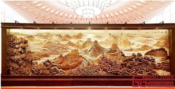 《錦繡中華》寬13米,高4.7米,深45厘米 《錦繡中華》寬13米,高4.7米,深45厘米