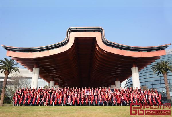 2016年、2017年、2018年,全聯(lián)民間文物藝術品商會、全聯(lián)藝術紅木家具專業(yè)委員會連續(xù)3年聯(lián)合主辦中國紅木家具品牌盛典 2016年、2017年、2018年,全聯(lián)民間文物藝術品商會、全聯(lián)藝術紅木家具專業(yè)委員會連續(xù)3年聯(lián)合主辦中國紅木家具品牌盛典