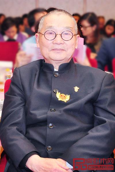 中國高等教育家具設計專業(yè)創(chuàng)始人胡景初 中國高等教育家具設計專業(yè)創(chuàng)始人胡景初