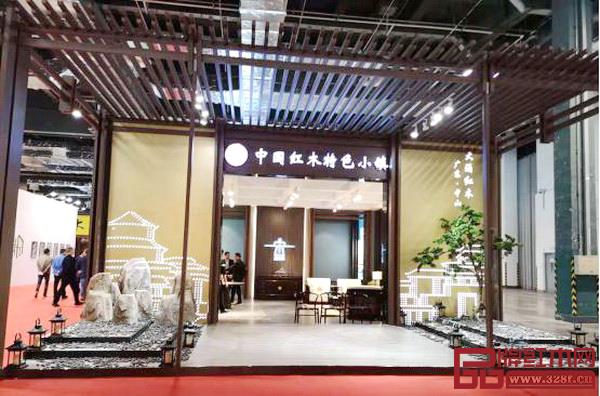 大涌展區(qū)榮獲組委會(huì)頒發(fā)的“紅頂杯”最佳展位獎(jiǎng) 大涌展區(qū)榮獲組委會(huì)頒發(fā)的“紅頂杯”最佳展位獎(jiǎng)