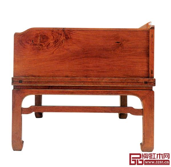  圖2-1_黃花梨羅漢床床盤面沿上的高低臺式線腳