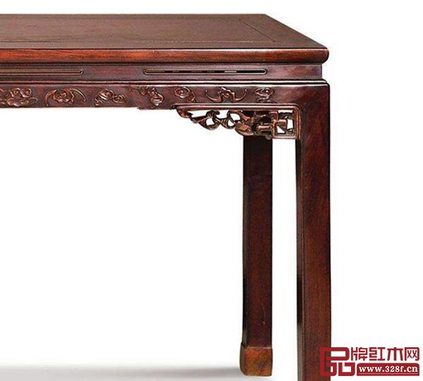 清 紅木蝠紋條桌(局部) 清 紅木蝠紋條桌(局部)