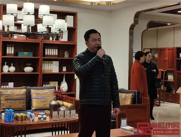 國壽紅木總經(jīng)理陳衛(wèi)棠致辭