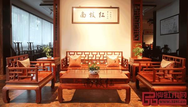 中山南枝紅 中山南枝紅