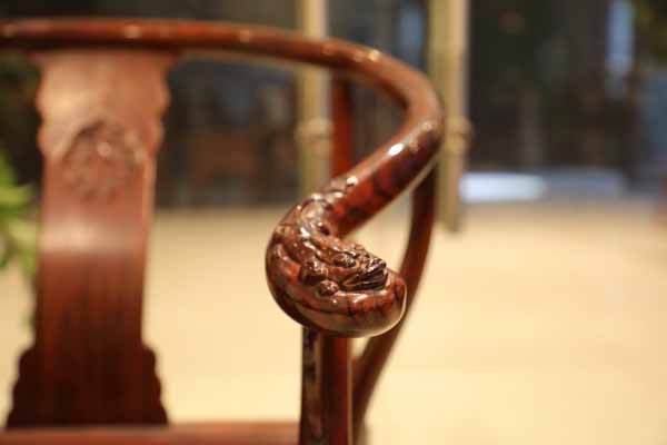 桂龍紅木原創(chuàng)精品《貔貅茶臺(tái)》盛大面市