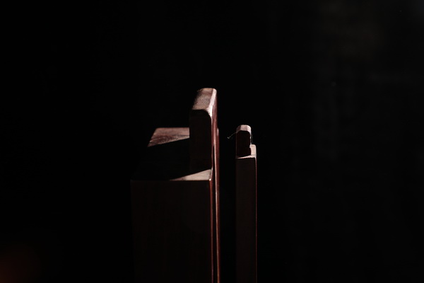 傳統(tǒng)榫卯結(jié)構(gòu),讓家具可以傳世 傳統(tǒng)榫卯結(jié)構(gòu),讓家具可以傳世