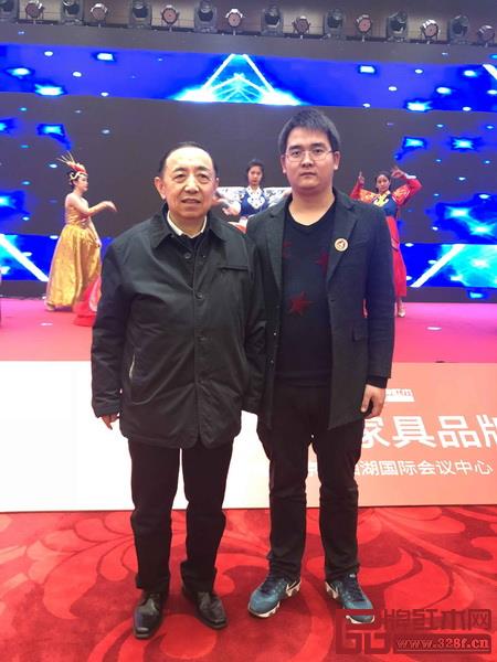 龍珍閣紅木 龍珍閣紅木