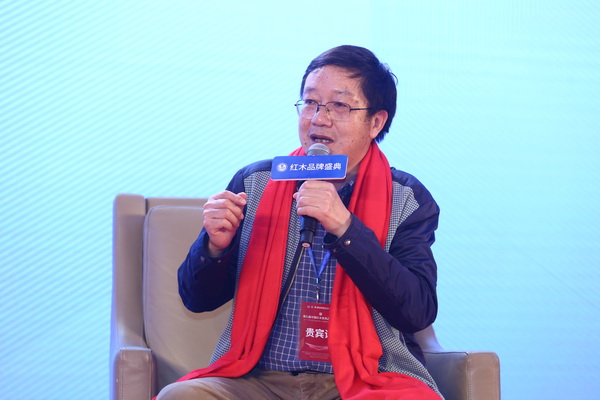 唐開(kāi)軍：家具設(shè)計(jì)要與時(shí)代結(jié)合