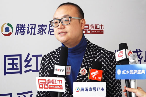 卓木王總裁杜長江接受媒體聯(lián)訪