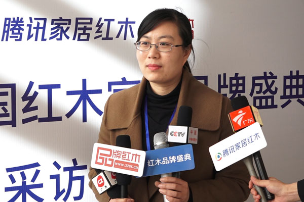 巧奪天工紅木銷售總監(jiān)葛芹莉接受媒體聯(lián)訪