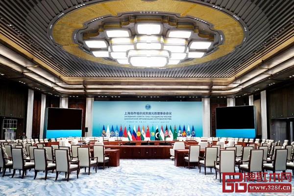 紅木家具閃耀上海合作組織青島峰會 紅木家具閃耀上海合作組織青島峰會