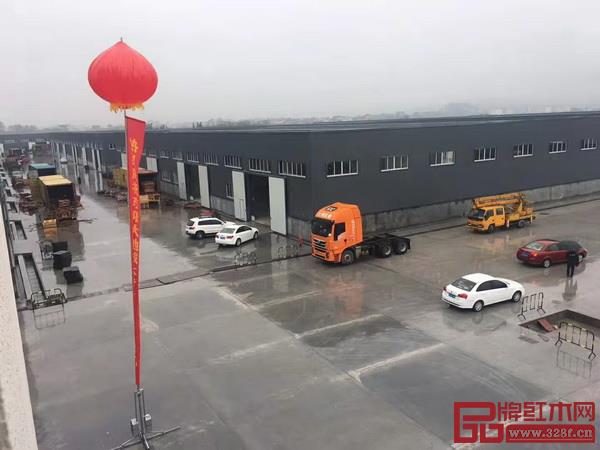 東陽(yáng)木材交易中心一角 東陽(yáng)木材交易中心一角