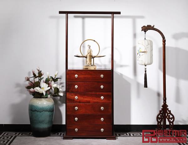 東陽市雅典家具有限公司 品牌名稱:印象東方 主要材質(zhì):邵氏紫檀 東陽市雅典家具有限公司 品牌名稱:印象東方 主要材質(zhì):邵氏紫檀