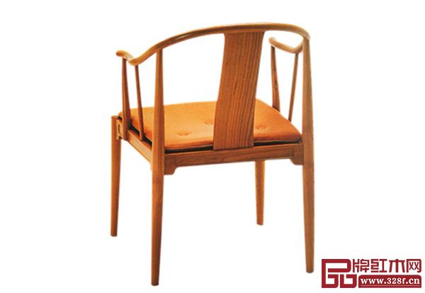 漢斯·韋格納1943年設(shè)計(jì)的“中式圈椅” 漢斯·韋格納1943年設(shè)計(jì)的“中式圈椅”