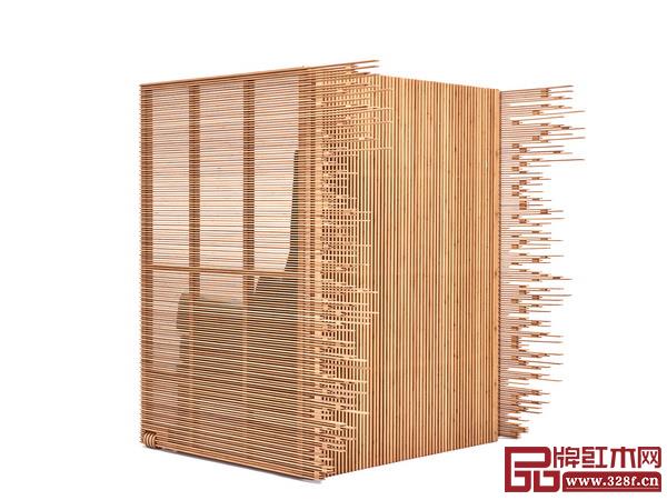 千古風(fēng)流一丈屏,半隱半現(xiàn)人間態(tài)。2017年北京國(guó)際設(shè)計(jì)周,石大宇“隱·現(xiàn)”展,探索中國(guó)人自古至今關(guān)于“隱”的思想與幾千年來(lái)隱現(xiàn)有度,含蓄中庸,不事張揚(yáng)的處世哲學(xué) 千古風(fēng)流一丈屏,半隱半現(xiàn)人間態(tài)。2017年北京國(guó)際設(shè)計(jì)周,石大宇“隱·現(xiàn)”展,探索中國(guó)人自古至今關(guān)于“隱”的思想與幾千年來(lái)隱現(xiàn)有度,含蓄中庸,不事張揚(yáng)的處世哲學(xué)