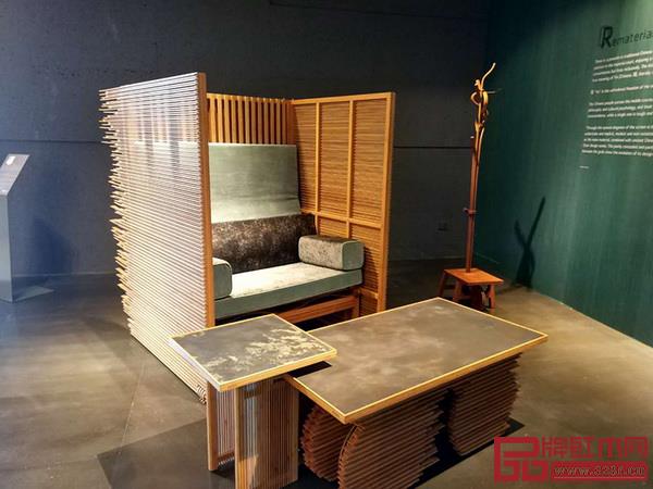  千古風(fēng)流一丈屏，半隱半現(xiàn)人間態(tài)。2017年北京國(guó)際設(shè)計(jì)周，石大宇“隱·現(xiàn)”展，探索中國(guó)人自古至今關(guān)于“隱”的思想與幾千年來(lái)隱現(xiàn)有度，含蓄中庸，不事張揚(yáng)的處世哲學(xué)