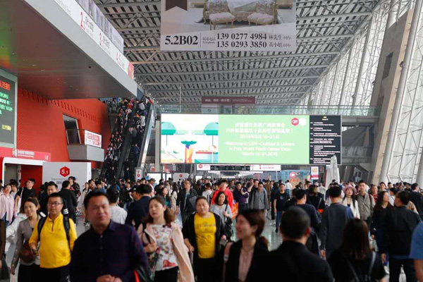 2019廣州家博會啟幕  高校聯(lián)展呈現(xiàn)中式家具美學