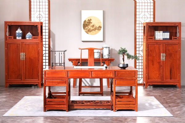 濮安國與張錫復(fù)首度聯(lián)手締造東成紅木大師書房