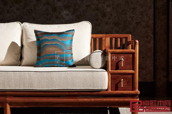 少即是多,墨+產(chǎn)品以簡約設(shè)計(jì)為原則,以居家實(shí)用為目的? 少即是多,墨+產(chǎn)品以簡約設(shè)計(jì)為原則,以居家實(shí)用為目的?