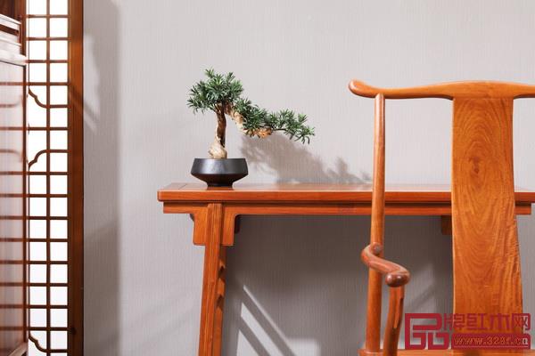  東成紅木大師書房一景