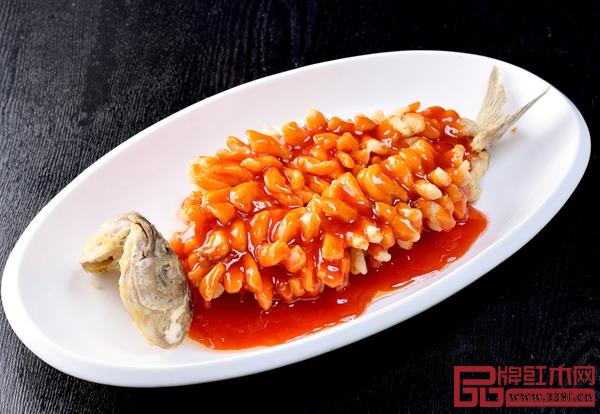 蘇菜中的《松鼠桂魚(yú)》，注重鮮活，制作精致