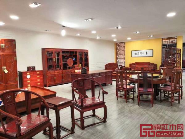 陳王閣紅木矢志如一做優(yōu)質緬花家具 陳王閣紅木矢志如一做優(yōu)質緬花家具