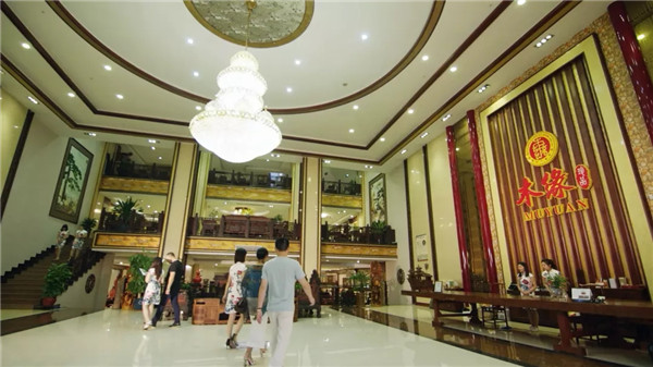 木緣紅木，盡顯樸實(shí)中的奢華