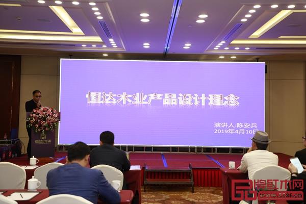 三大子品牌、四大發(fā)展體系、六大主流材質(zhì),恒達(dá)木業(yè)好評不停 三大子品牌、四大發(fā)展體系、六大主流材質(zhì),恒達(dá)木業(yè)好評不停