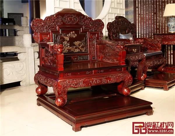 沁園居?xùn)|非酸枝《百子千孫沙發(fā)》細(xì)節(jié)圖 沁園居?xùn)|非酸枝《百子千孫沙發(fā)》細(xì)節(jié)圖