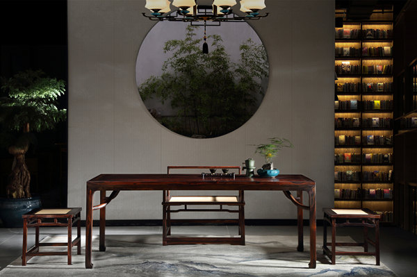 志成紅木耕梨新中式：黑酸枝精磨工藝，還“原木本色”