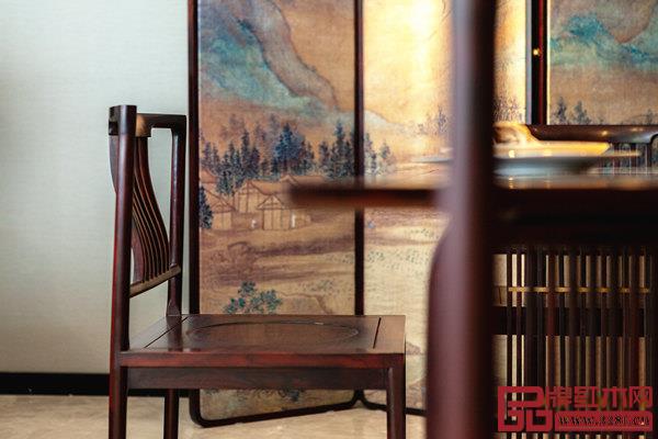 鏡觀家居堅(jiān)持東方極簡(jiǎn)路線,為未來而設(shè)計(jì),力求引領(lǐng)市場(chǎng)發(fā)展? 鏡觀家居堅(jiān)持東方極簡(jiǎn)路線,為未來而設(shè)計(jì),力求引領(lǐng)市場(chǎng)發(fā)展?