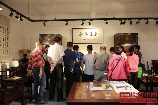 魯班木藝文化雅集的圓滿舉行,讓明式家具愛好者感受到明式家具的魅力 魯班木藝文化雅集的圓滿舉行,讓明式家具愛好者感受到明式家具的魅力