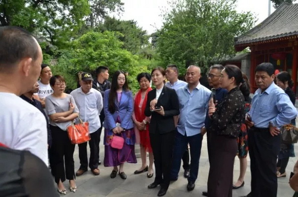 紅寶軒百寶嵌家具鑒賞會在北京釣魚臺國賓館圓滿舉行