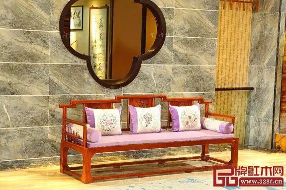 華行紅木 · 巴花映江南沙發(fā)細節(jié)圖 華行紅木 · 巴花映江南沙發(fā)細節(jié)圖