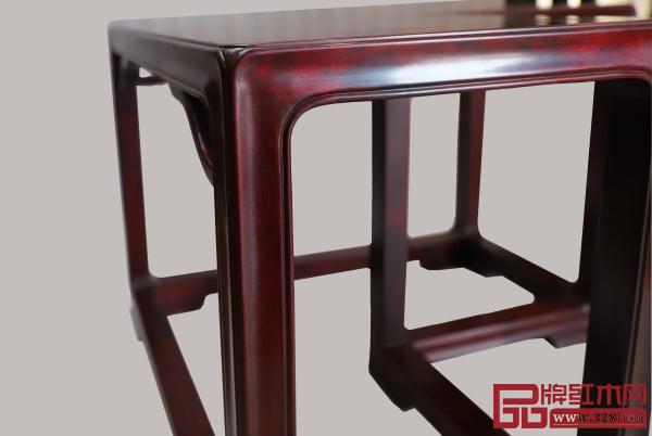 家具尺寸拿捏的分毫不差，促成了夢響家具器型的完美