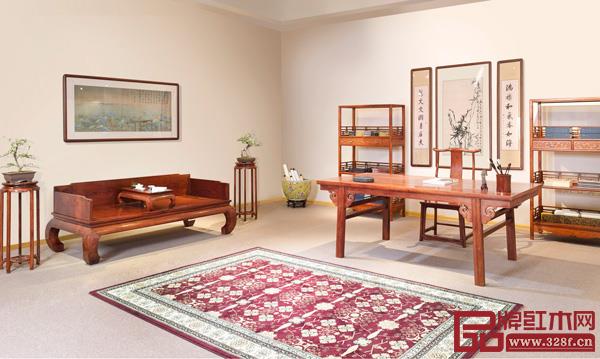 大家之家是紅木行業(yè)人盡皆知的“黃花梨大戶”(企業(yè)供圖) 大家之家是紅木行業(yè)人盡皆知的“黃花梨大戶”(企業(yè)供圖)