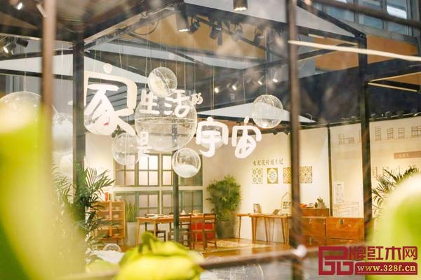 國(guó)民生活時(shí)光館以家為單位,展出1949-2019年間中國(guó)家居的變遷過程,傳達(dá)傳承經(jīng)典的理念 國(guó)民生活時(shí)光館以家為單位,展出1949-2019年間中國(guó)家居的變遷過程,傳達(dá)傳承經(jīng)典的理念