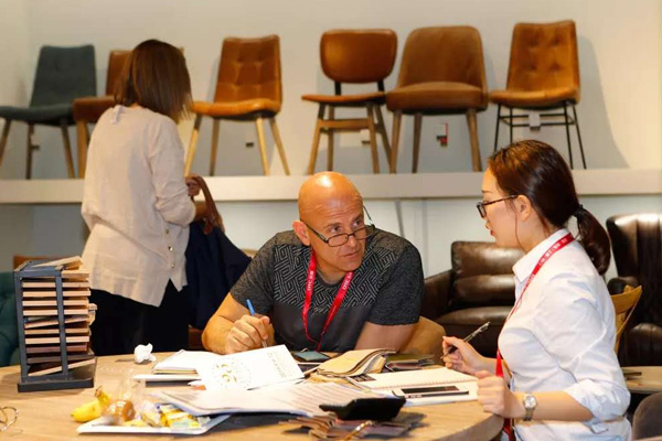 家具展觀察（二）：展會(huì)搶人大作戰(zhàn)