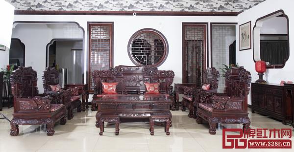 盤(pán)谷紅木闊葉黃檀《輝煌騰達(dá)》沙發(fā) 盤(pán)谷紅木闊葉黃檀《輝煌騰達(dá)》沙發(fā)