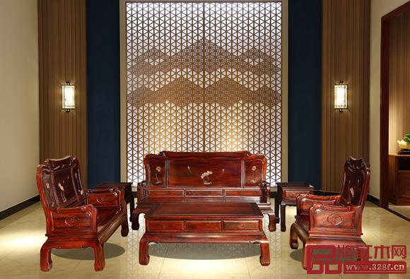 無(wú)名紅木《荷韻沙發(fā)》 無(wú)名紅木《荷韻沙發(fā)》