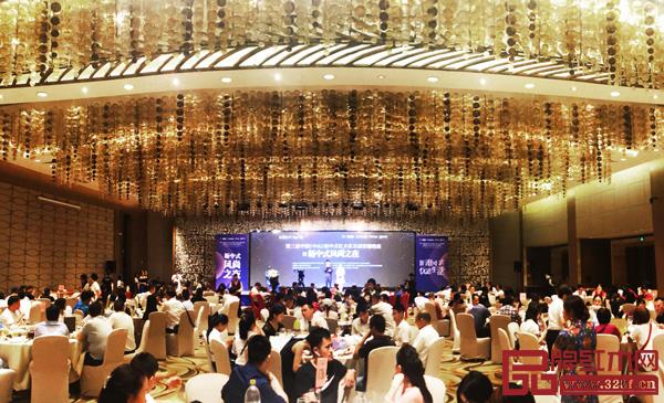 第三屆新中式紅木家具展暨新中式風(fēng)尚之夜答謝晚宴在中山皇冠假日酒店隆重舉行