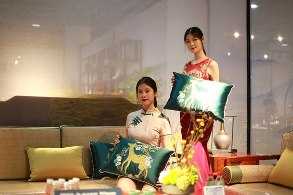 印巷森刻新中式紅木家具,中式人文家居典范生活 印巷森刻新中式紅木家具,中式人文家居典范生活