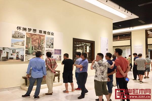 伍炳亮的紅木創(chuàng)業(yè)史引人駐足