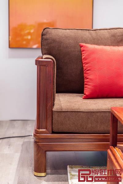 鮮艷的軟裝配色增加了家具的時尚感 鮮艷的軟裝配色增加了家具的時尚感