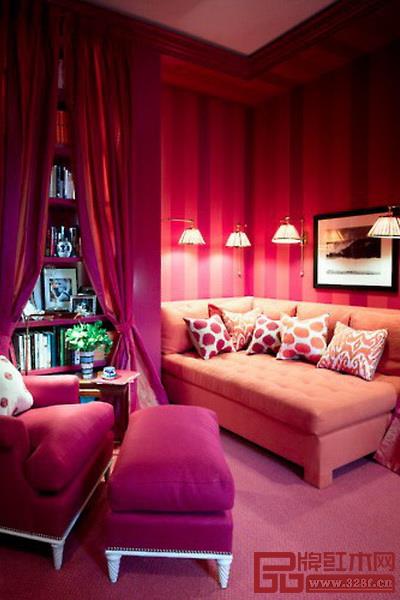 同色系疊加要分出主色和輔色 同色系疊加要分出主色和輔色